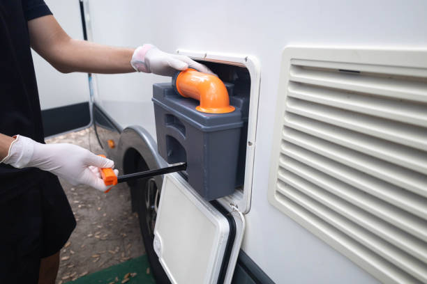 Best Portable toilet rental cost  in Leavenworth, KS