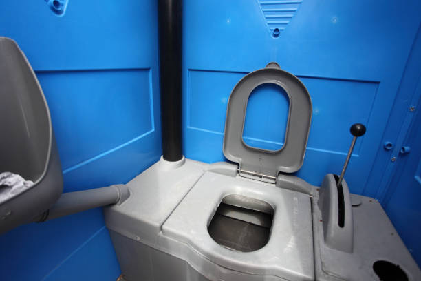 Best Best portable toilet rental  in Leavenworth, KS
